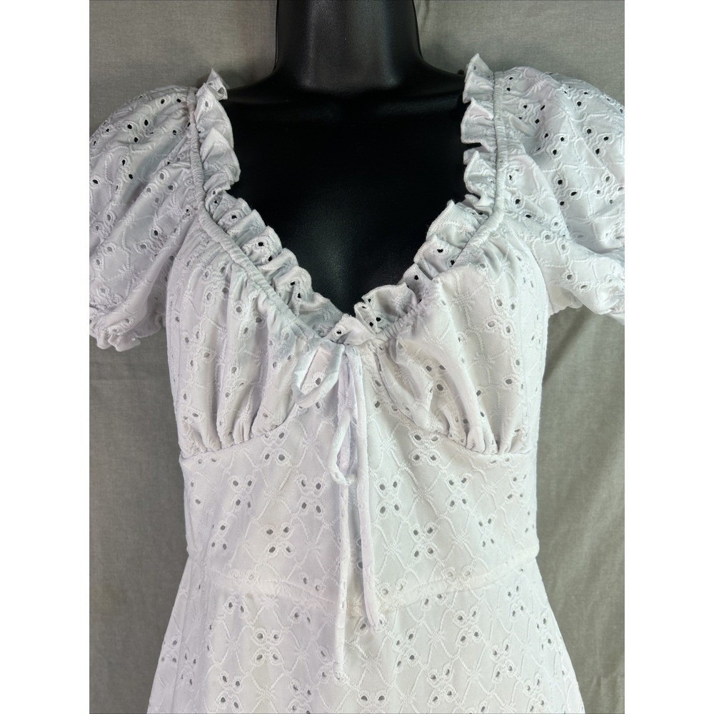 Love Squared White Eyelet Lace Mini Dress Sz M Ruffle Puff Sleeve Milkmaid Boho - Picture 5 of 16